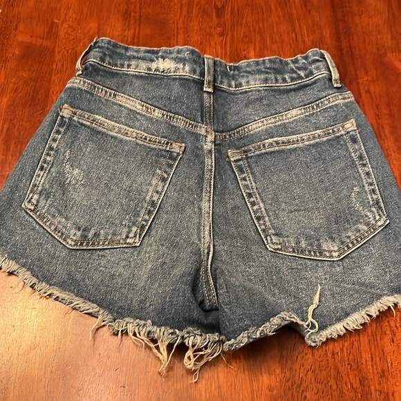 Zara sequin shorts women’s size 2 - Picture 4 of 11